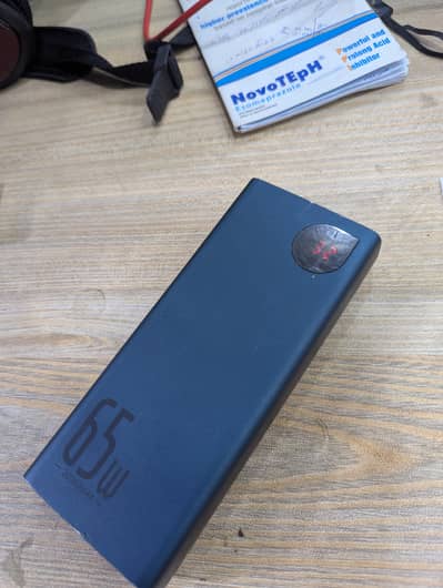 portable power bank 65 Watt