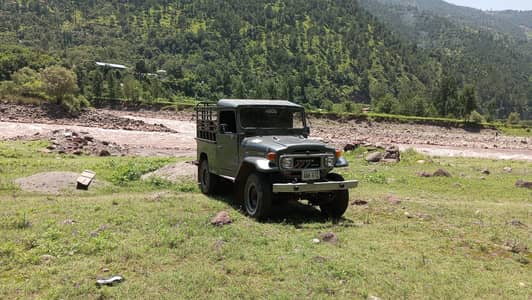 Toyota Land Cruiser 1975