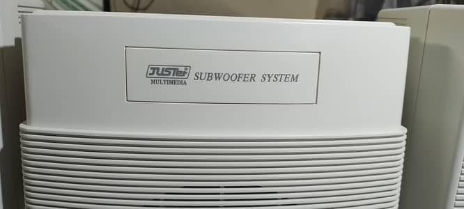 Juster multimedia subwoofer system.