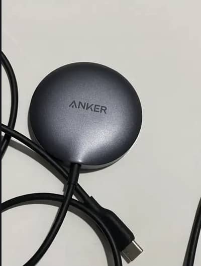 Anker MagGo wireless charger