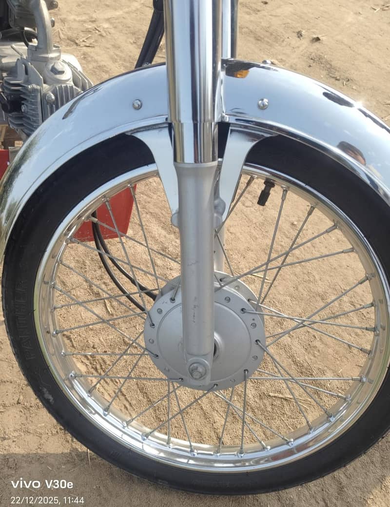 Honda CD-70 2024/25 7