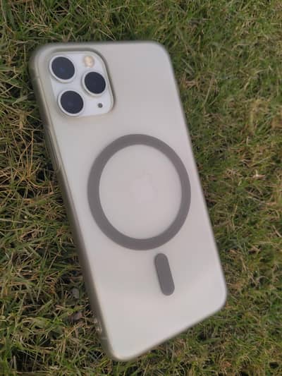 iphone 11 pro 256 GB PTA Approved