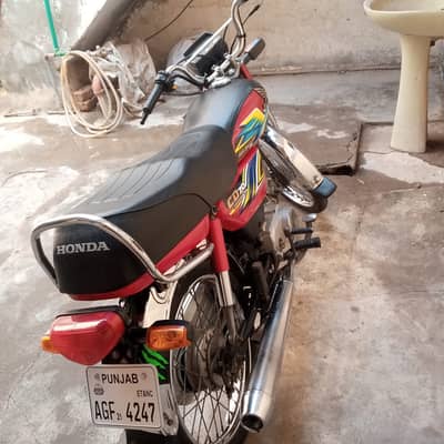 Honda CD 70 2021