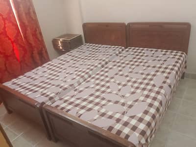 SINGLE BED PAIR