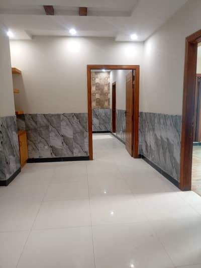 Two bedrooms unfurnished flat available for rent in E11 4