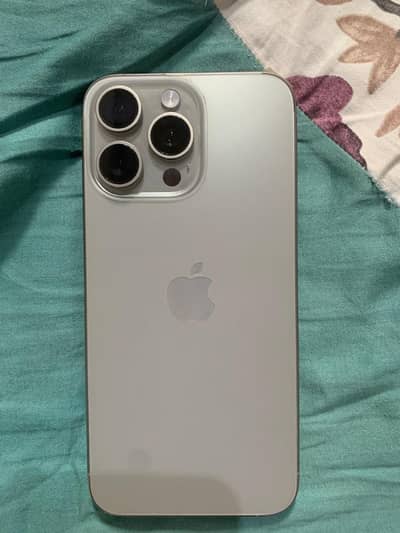 Iphone 15 pro max natural titanium