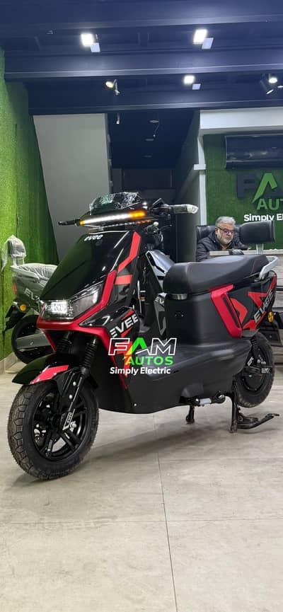 Evee Gen-Z Electric Scooty New 2026 Model Zero Meter/Yadea/Eveon/Ramza