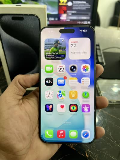 Iphone 15 Pro Max Lush Condition