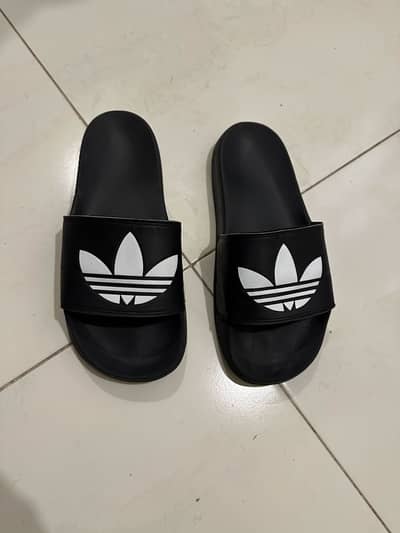 ADILETTE LITE SLIDES Size 42-43