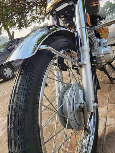 Honda 125 special edition self start 03000939781