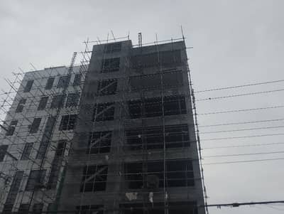 20 Marla Commercial Budling Available for Rent.