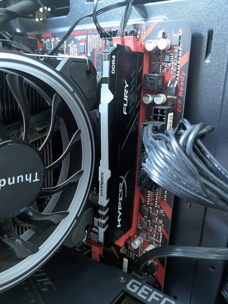 Gaming PC / setup / working PC / computer 13