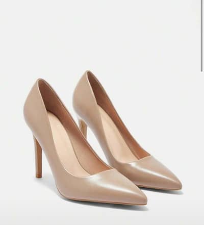 CUCCOO BIZCHIC, Pointed toe high heels