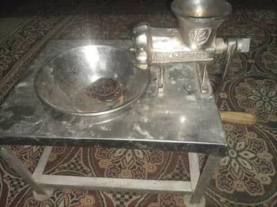 قیمہ، مشین بالکل نیو کنڈیشن میں ھے