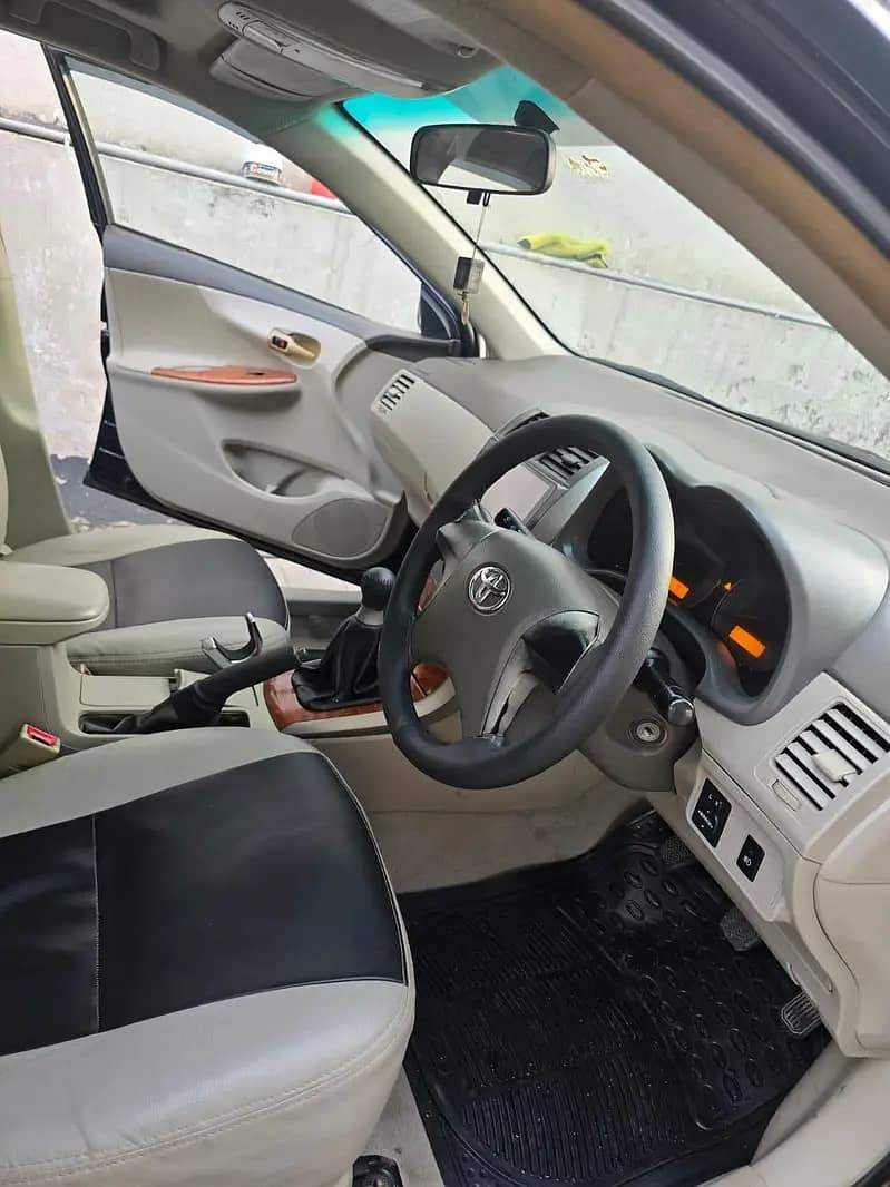 Toyota Corolla Altis SR 1.8 2010 7