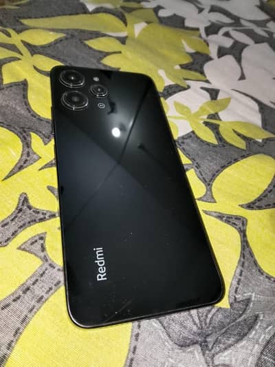 Redmi 12     8/128