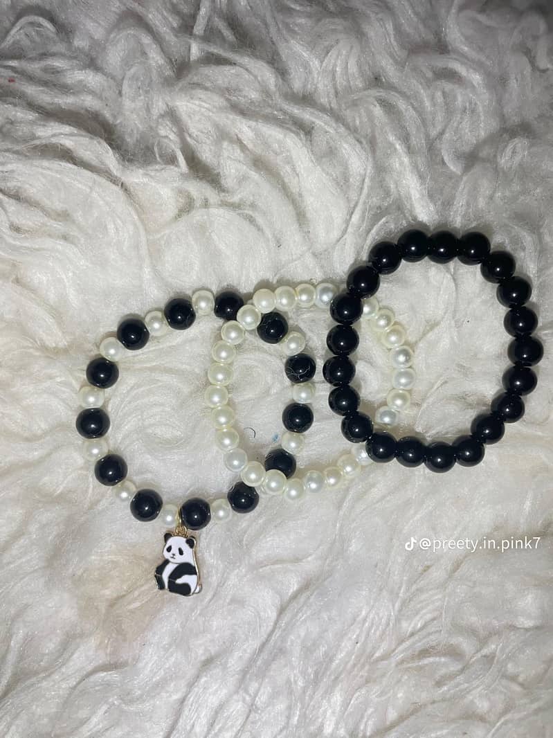 Bracelets all type 1