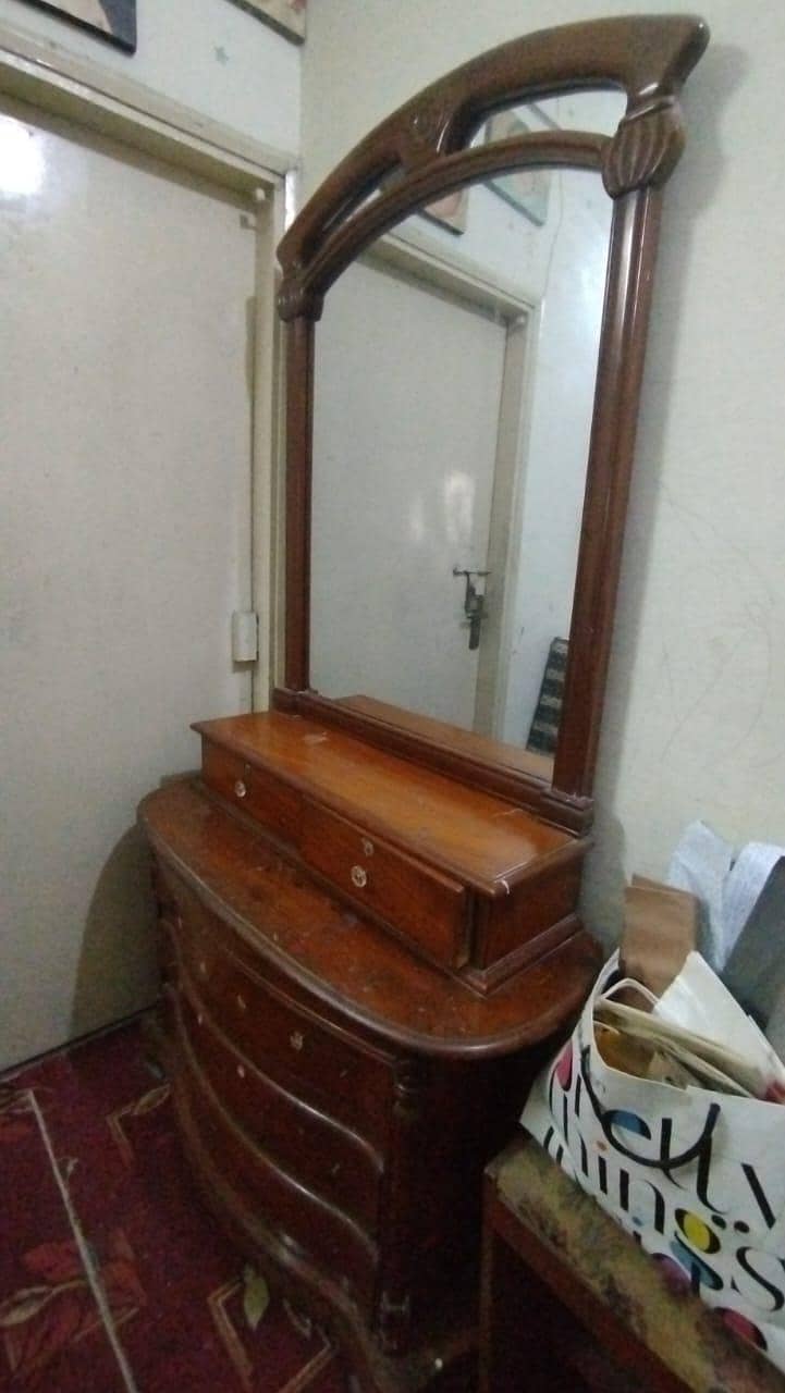 Dressing Table 1