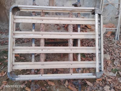 Pajero, land cruiser carrier