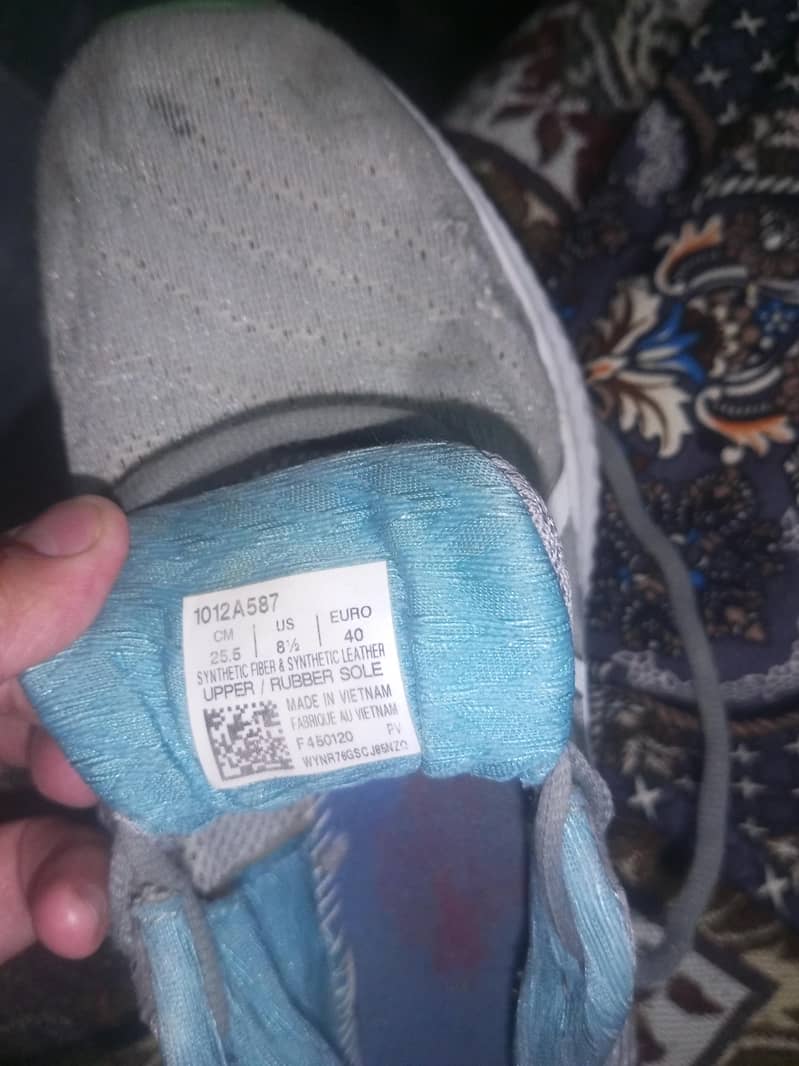 asics running shoes 3