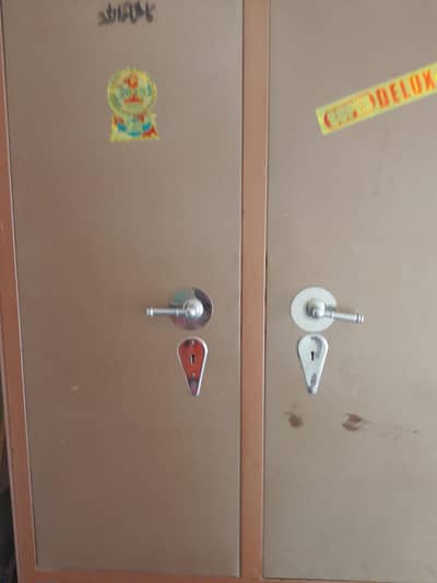 Iron Safe Almari For seal