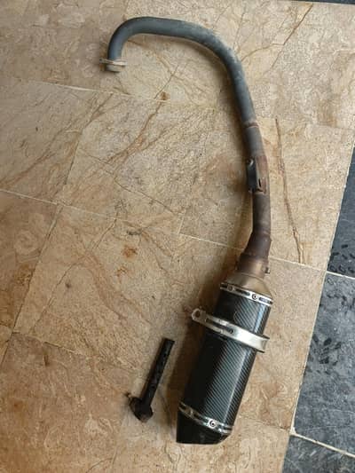 Akrapovic Exhaust for Yamaha YBR 125 with original bend pipe