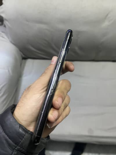 iPhone 11 Pro bypass
