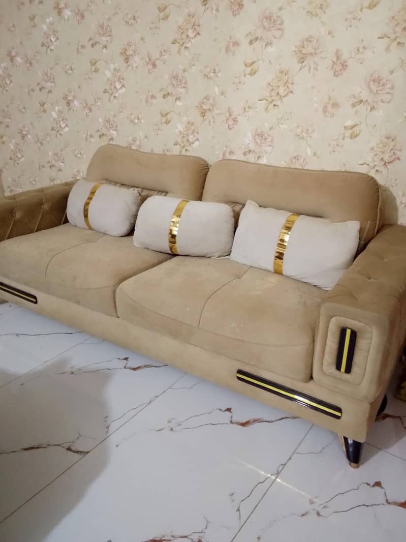 Sofa set 10