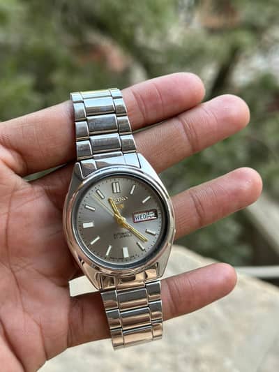 Seiko 5 Automatic  excellent condition