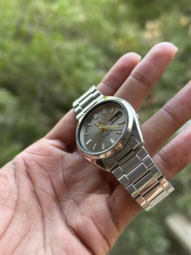 Seiko 5 Automatic  excellent condition 1