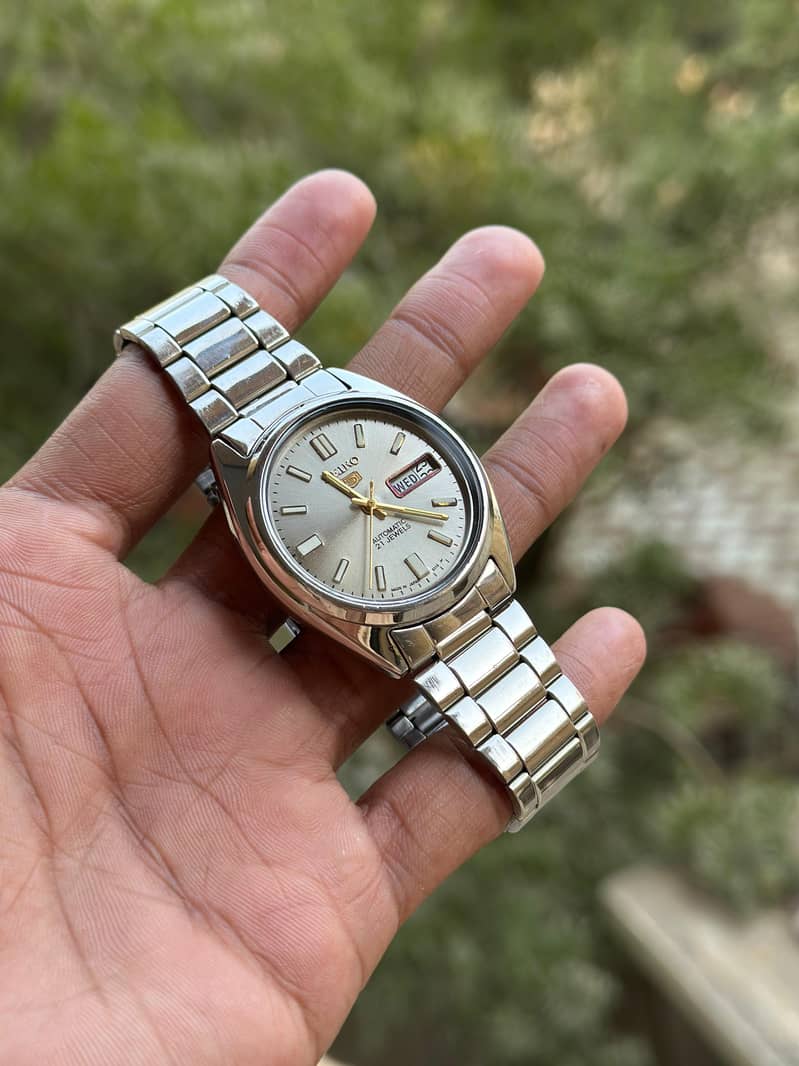 Seiko 5 Automatic  excellent condition 2