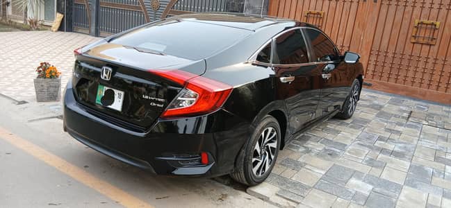 Honda Civic Red Meter UG Full Options Total Genuine Lahore Registered