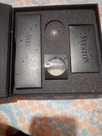 Available is Sveston Zenvibe Smart Watch in reasonable price