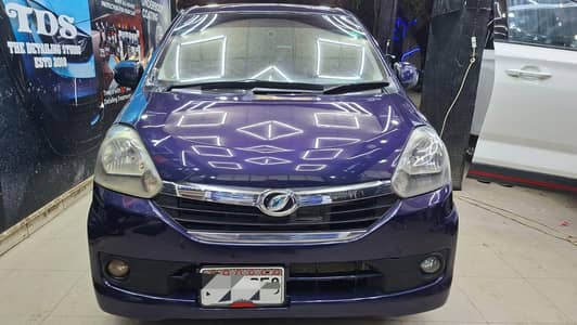 Daihatsu x memorial Mira Top of the variant G- Zero Meter Drive.