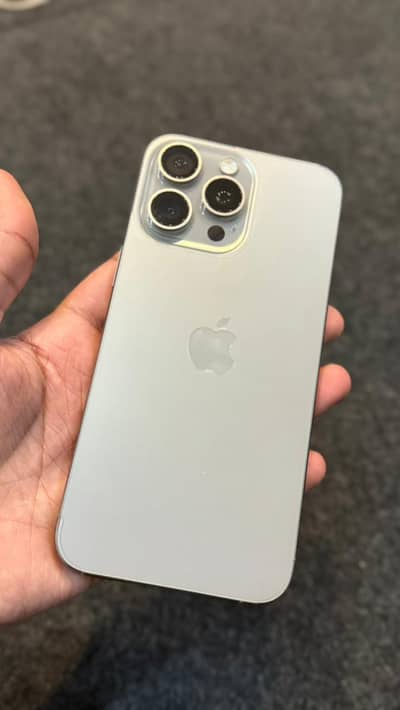 Iphone 15 pro max [PTA Approved]