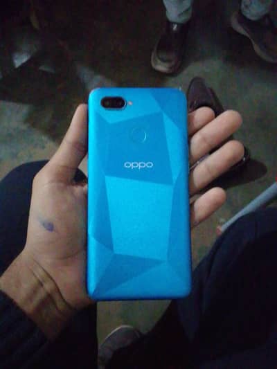 Oppo A12