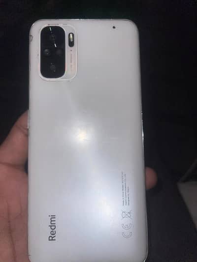 128 gb everything okay 10 by 10 condition