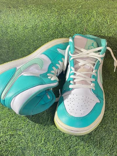 Nike air jordan 1 mid