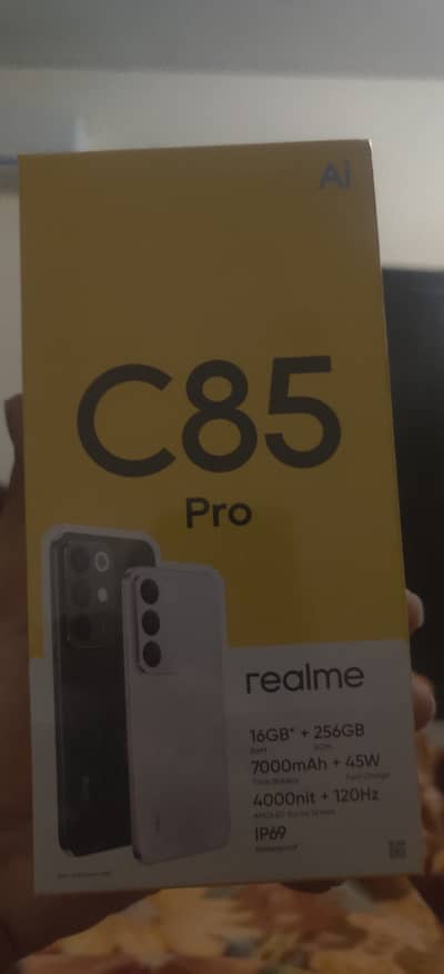 Box Pack Realme C85 pro