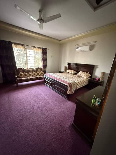 Beautiful house upper portion for rent