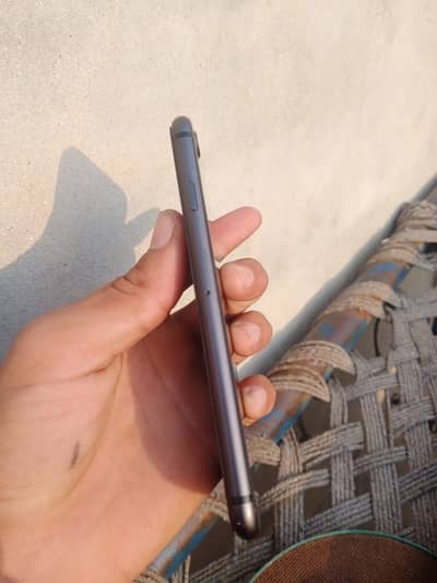 Iphone 8 urgent sale