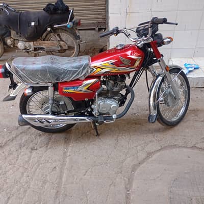 HONDA CG 125  MODEL 2025 urgent sale