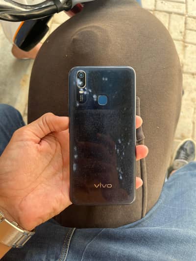 vivo y11