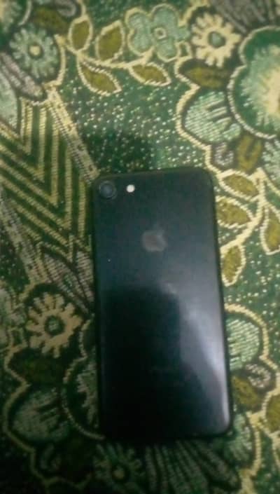 iPhone 7 128 GB battery nai dalwqni ha bs baki all ok ha