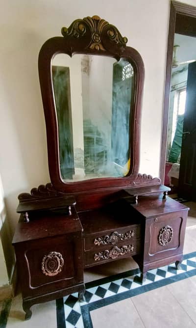 Dressing table and Showcase  for sale
