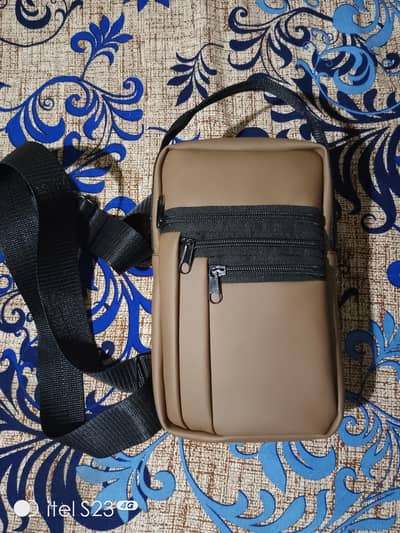 cash bag , shoulder bag