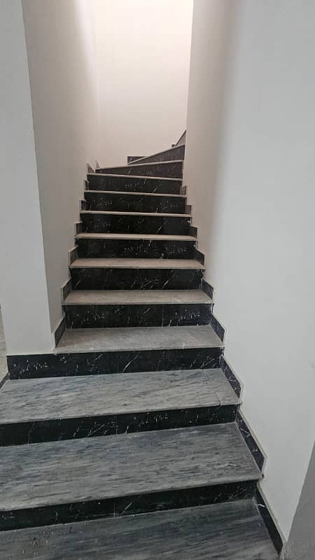 16 Marla House For Rent 22