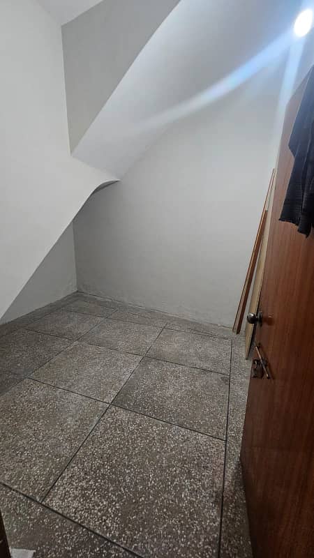 16 Marla House For Rent 23