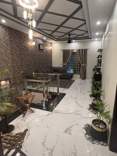 Fully Furnished 3 Bedroom Drawing Dining Luxury Villa On Per Day Rent 13 Thousand is Available In Ali Block Bharia Town Karachi