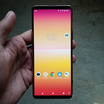 Sony Xperia 5 mark 2 8-128 gaming camera phone. price final